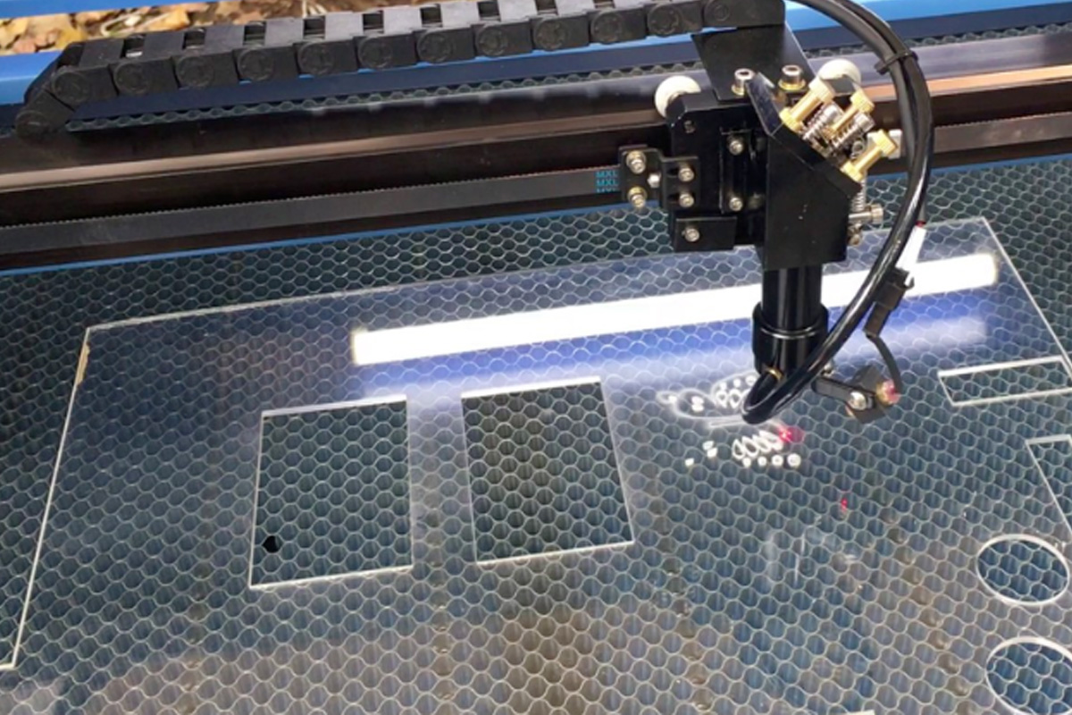 plastic laser cutting